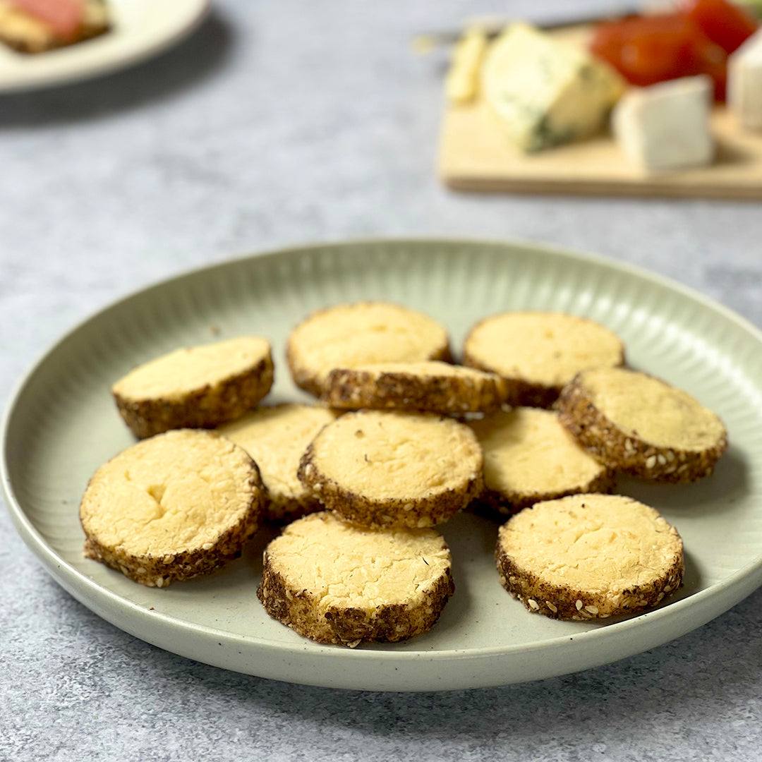 Kawakawa & Feijoa Za'atar Cheese Biscuits