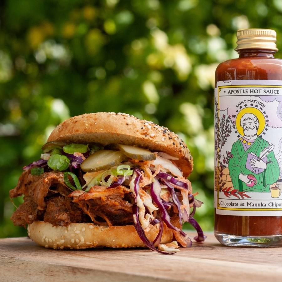 Pulled Pork Burger with Chipotle Sauce 